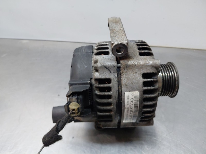 Recambio de alternador para opel zafira tourer selective referencia OEM IAM 13520813 13587304B 