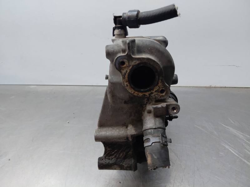 Recambio de valvula egr para opel zafira tourer selective referencia OEM IAM 55570005  