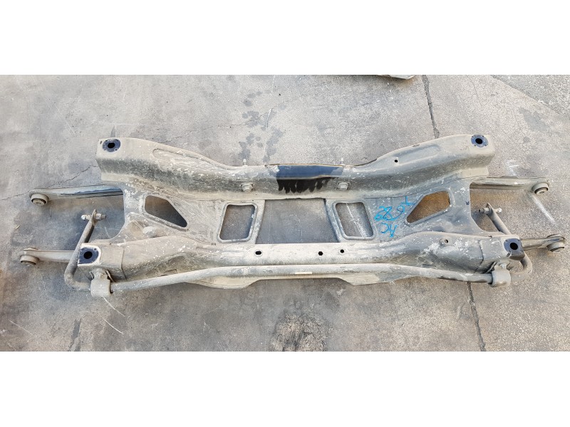 Recambio de puente trasero para jeep renegade limited 4x2 referencia OEM IAM 52088586  