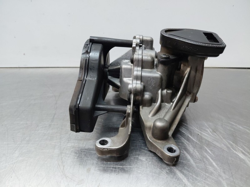 Recambio de bomba aceite para opel zafira tourer selective referencia OEM IAM 55487858 52867858 