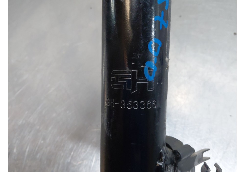 Recambio de amortiguador delantero derecho para mercedes-benz clase a (w169) elegance referencia OEM IAM A1693200130 GH353366 