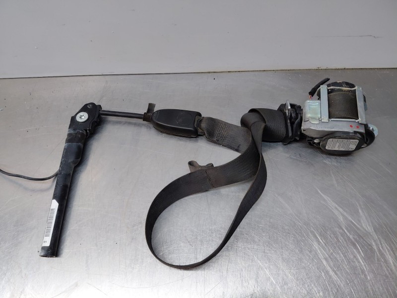 Recambio de cinturon seguridad delantero derecho para opel zafira tourer selective referencia OEM IAM 13394800  