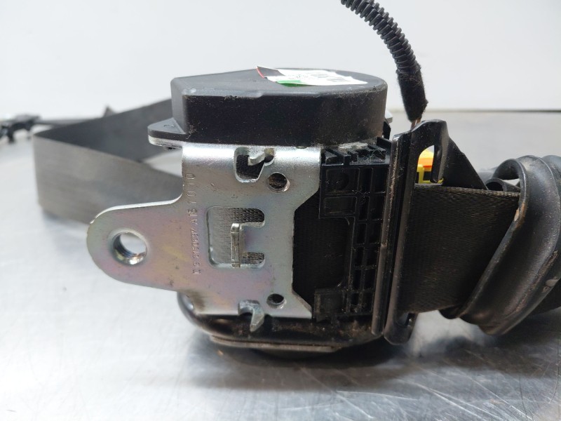 Recambio de cinturon seguridad delantero derecho para opel zafira tourer selective referencia OEM IAM 13394800  