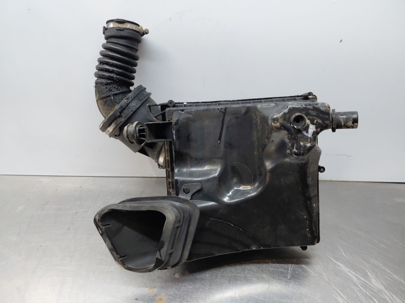 Recambio de filtro aire para opel zafira tourer selective referencia OEM IAM 95524120  