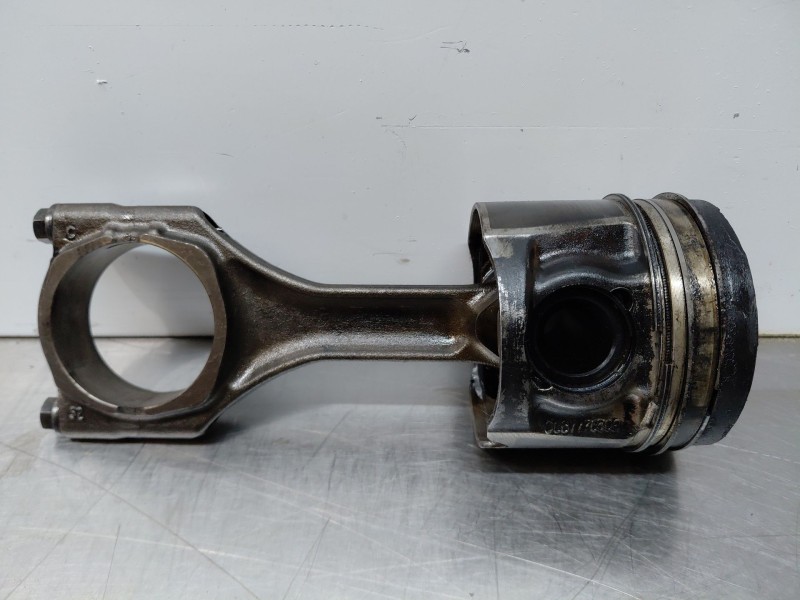 Recambio de biela para opel zafira tourer selective referencia OEM IAM 55501494  