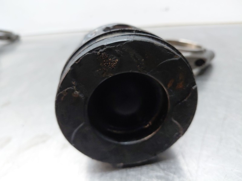 Recambio de biela para opel zafira tourer selective referencia OEM IAM 55501494  