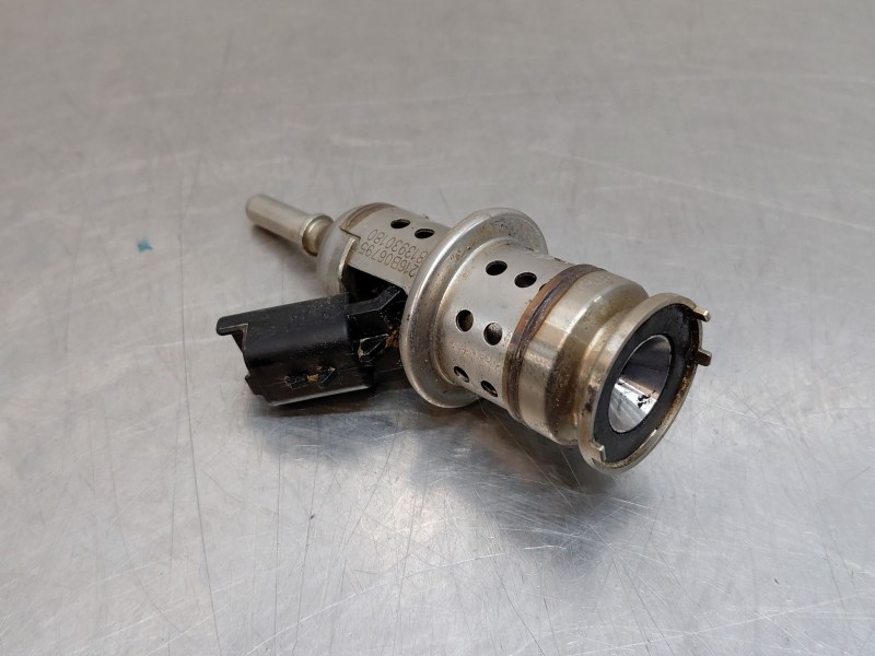Recambio de inyector para peugeot 2008 (p2) bluehdi referencia OEM IAM 9813930180  