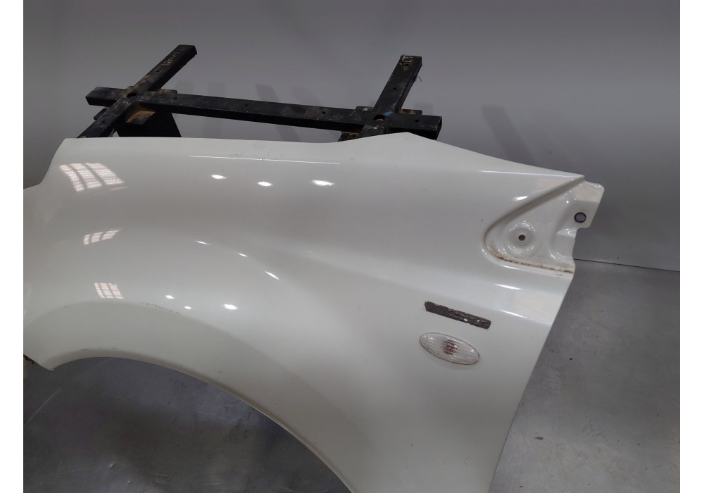 Recambio de aleta delantera izquierda para renault koleos i (hy_) 2.0 dci 4x4 (hy0k) referencia OEM IAM   