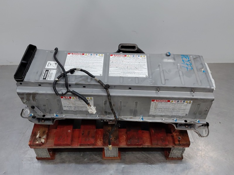 Recambio de bateria para lexus gs450h premium referencia OEM IAM G951030011  