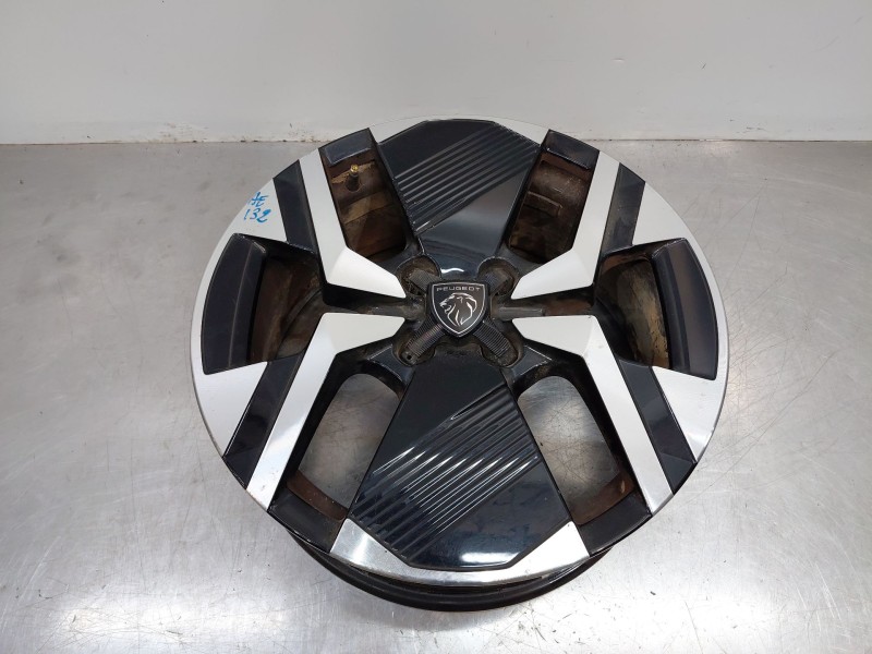 Recambio de llanta para peugeot 2008 (p2) allure referencia OEM IAM   
