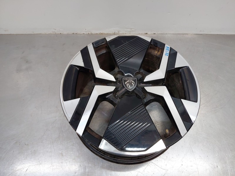 Recambio de llanta para peugeot 2008 (p2) allure referencia OEM IAM   