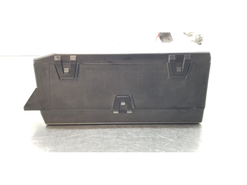 Recambio de caja precalentamiento para mercedes clase s (w221) berlina 420 / 450 cdi (221.028) referencia OEM IAM 2215400401  