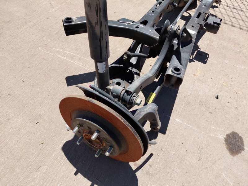 Recambio de puente trasero para kia xceed drive referencia OEM IAM 55410J7AB0  