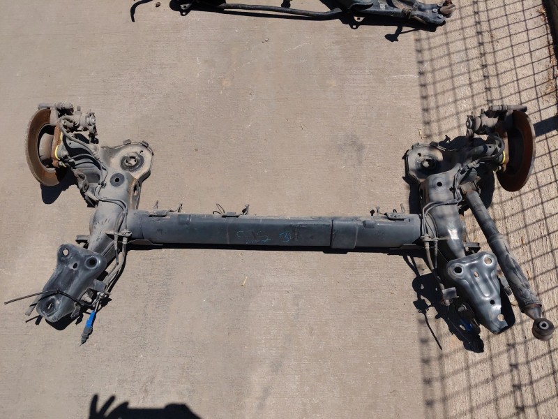 Recambio de puente trasero para citroën c3 aircross puretech referencia OEM IAM 5148W2  