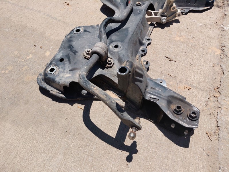 Recambio de puente delantero para jeep renegade suv (bu, b1, bv) 2.0 crd 4x4 referencia OEM IAM 52056244  