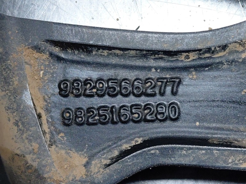 Recambio de llanta para peugeot 208 (p2) active pack referencia OEM IAM   