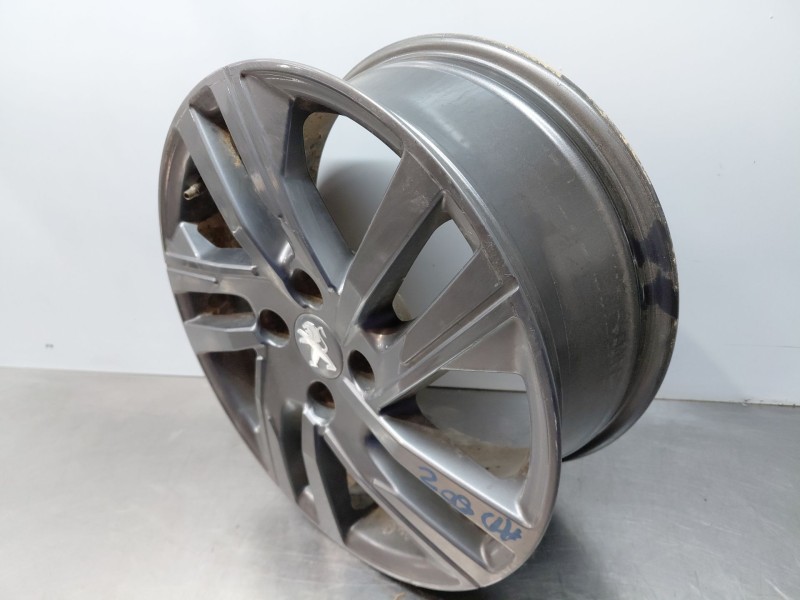 Recambio de llanta para peugeot 208 (p2) active pack referencia OEM IAM   