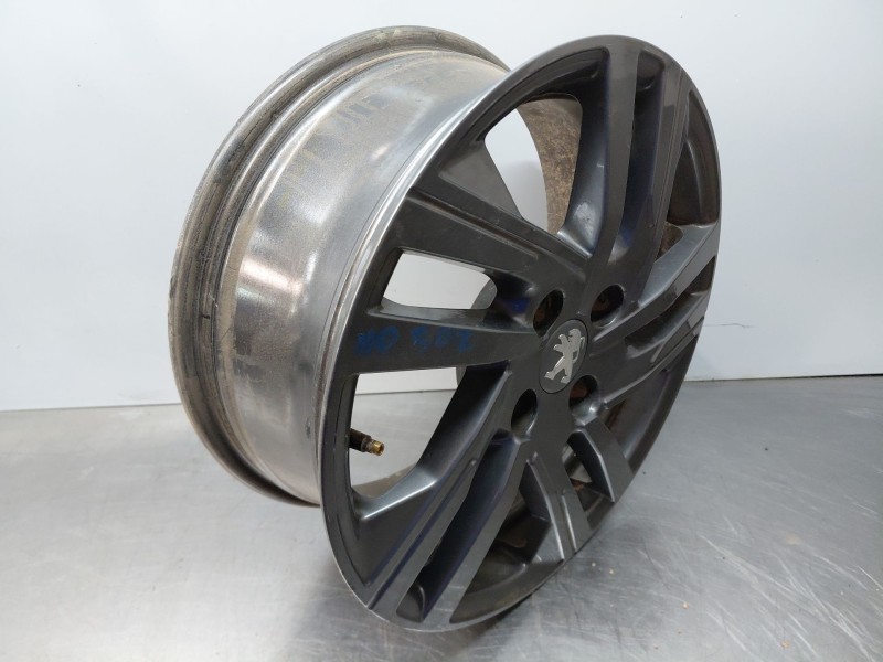Recambio de llanta para peugeot 208 (p2) active pack referencia OEM IAM   