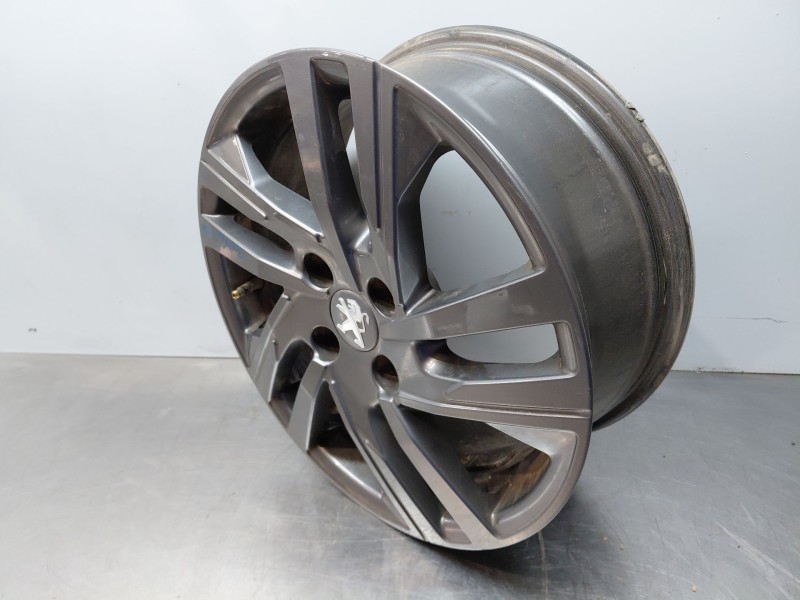 Recambio de llanta para peugeot 208 (p2) active pack referencia OEM IAM   