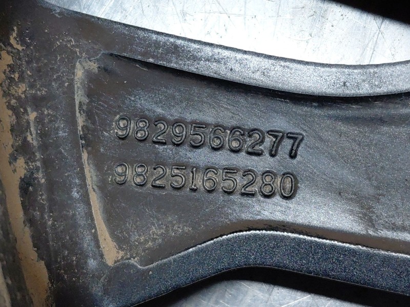 Recambio de llanta para peugeot 208 (p2) active pack referencia OEM IAM   