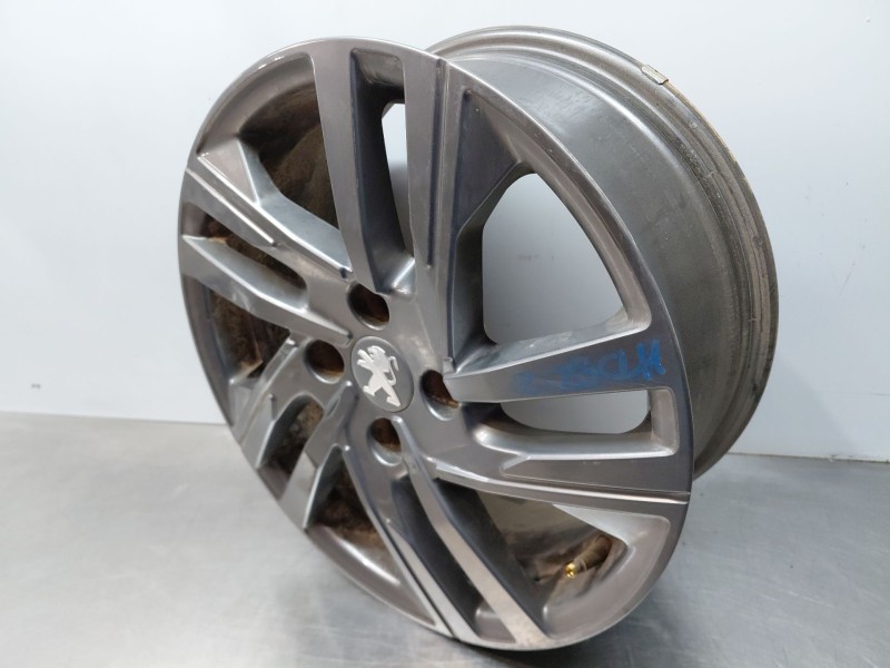 Recambio de llanta para peugeot 208 (p2) active pack referencia OEM IAM   