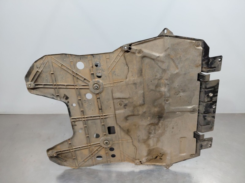 Recambio de cubrecarter para peugeot 308 ii (lb_, lp_, lw_, lh_, l3_) 1.6 hdi 100 referencia OEM IAM   