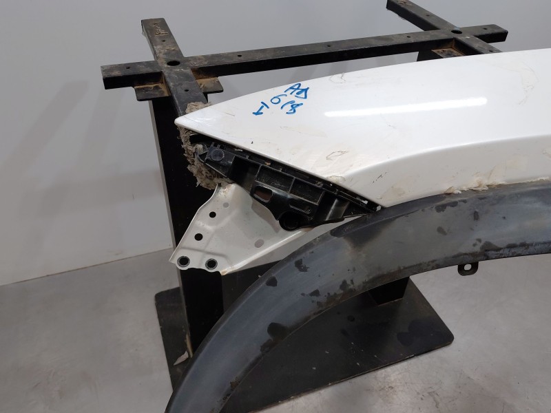 Recambio de aleta delantera izquierda para lexus ux (za10) essence referencia OEM IAM 5380276030  