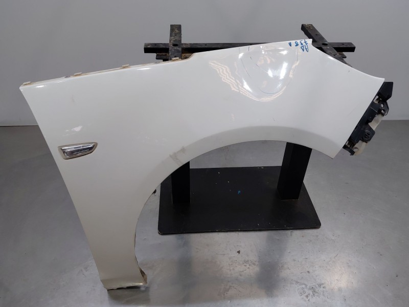 Recambio de aleta delantera derecha para opel zafira tourer selective referencia OEM IAM   