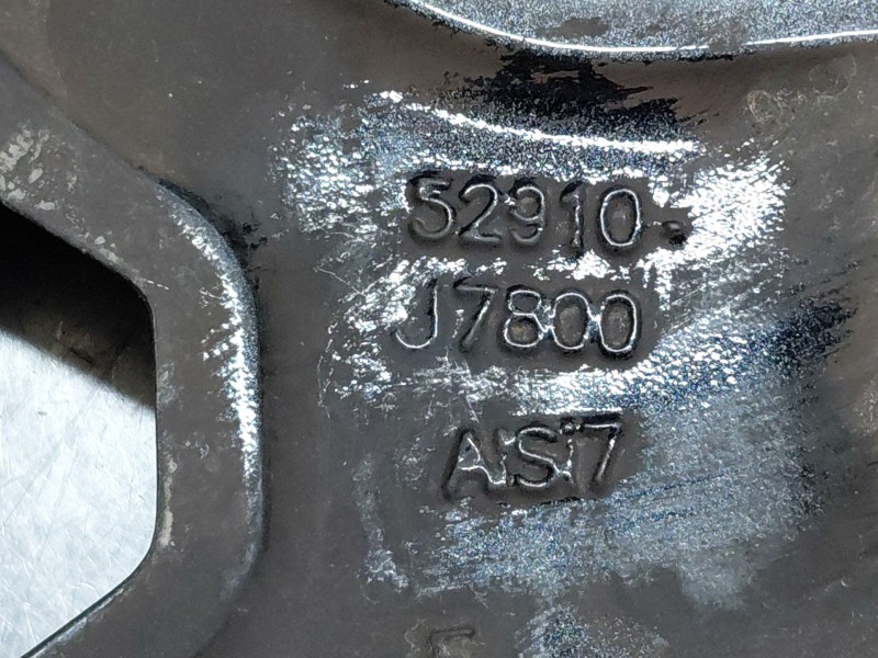 Recambio de llanta para kia xceed drive referencia OEM IAM   