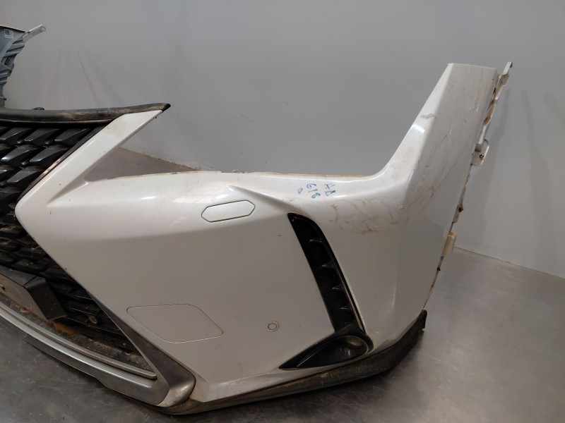 Recambio de paragolpes delantero para lexus ux (za10) essence referencia OEM IAM 5312276060 5310176310 5211276902