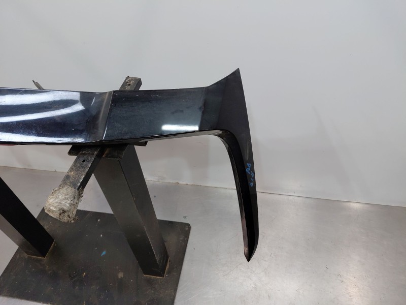 Recambio de aleron trasero para lexus ux (za10) essence referencia OEM IAM 7608576906  