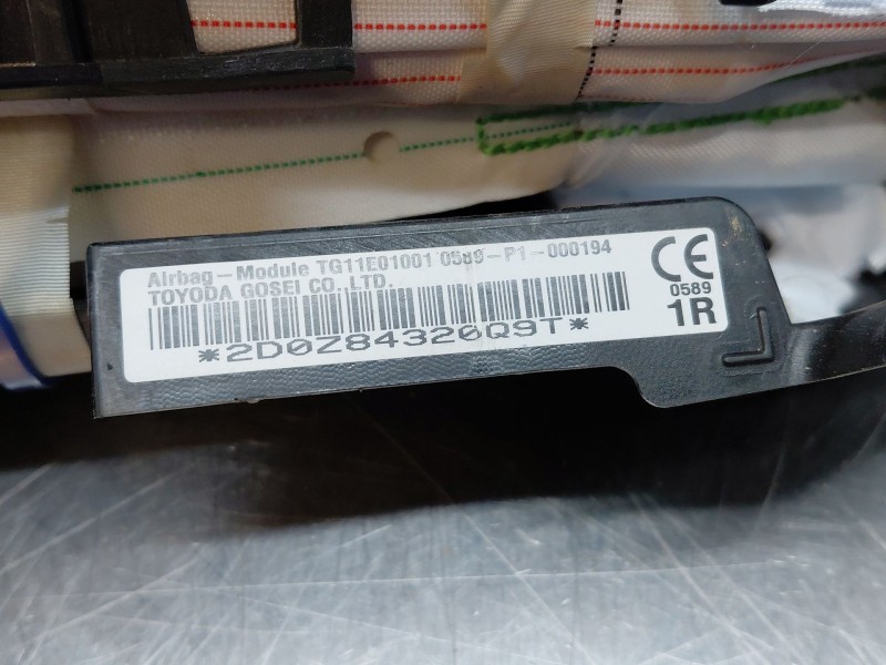 Recambio de airbag cortina delantero derecho para lexus ux (za10) essence referencia OEM IAM 6217076030  