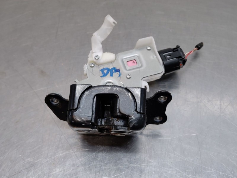 Recambio de cerradura maletero / porton para lexus ux (za10) essence referencia OEM IAM 6935076040  