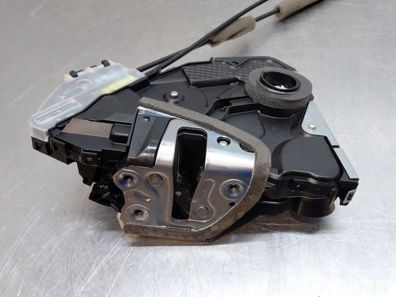 Recambio de cerradura puerta delantera derecha para lexus ux (za10) essence referencia OEM IAM 6903076041  