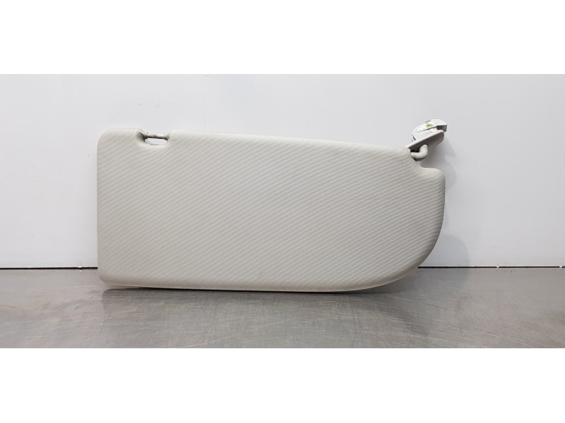 Recambio de parasol derecho para volkswagen caddy furgón/kombi kombi referencia OEM IAM 2K0857552Q   Recambio de parasol derecho para volkswagen caddy furgón/kombi kombi referencia OEM IAM 2K0857552Q