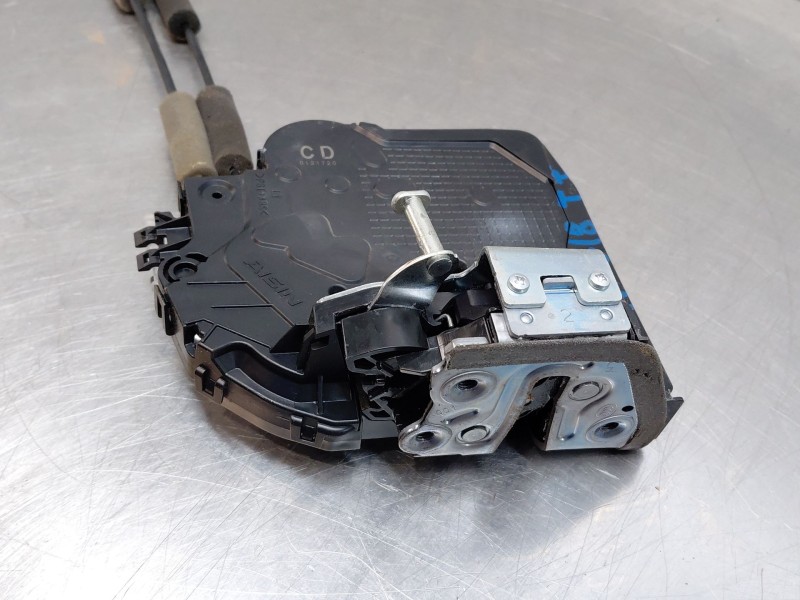 Recambio de cerradura puerta trasera izquierda para lexus ux (za10) essence referencia OEM IAM 6906076021  