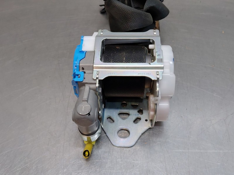 Recambio de cinturon seguridad trasero derecho para lexus ux (za10) essence referencia OEM IAM 7336076111C2  