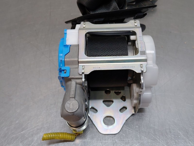 Recambio de cinturon seguridad trasero izquierdo para lexus ux (za10) essence referencia OEM IAM 7337076110C2  