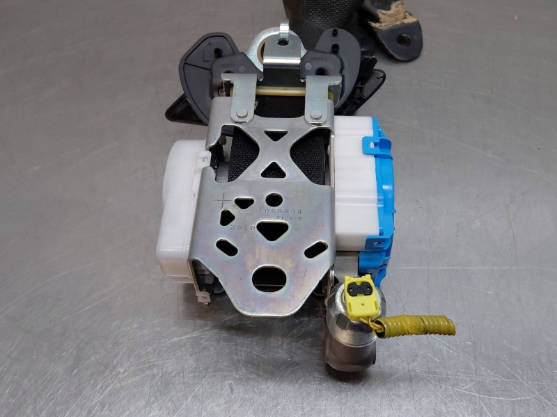 Recambio de cinturon seguridad trasero izquierdo para lexus ux (za10) essence referencia OEM IAM 7337076110C2  