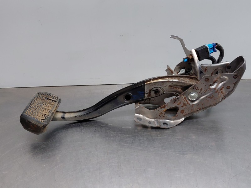 Recambio de pedal freno para lexus ux (za10) essence referencia OEM IAM 4711047060  