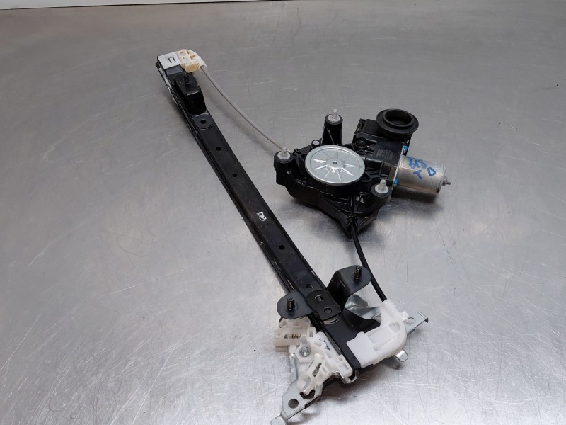 Recambio de elevalunas trasero derecho para lexus ux (za10) essence referencia OEM IAM 6980376010  