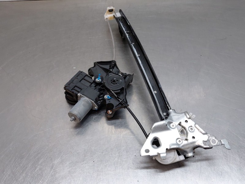 Recambio de elevalunas trasero derecho para lexus ux (za10) essence referencia OEM IAM 6980376010  