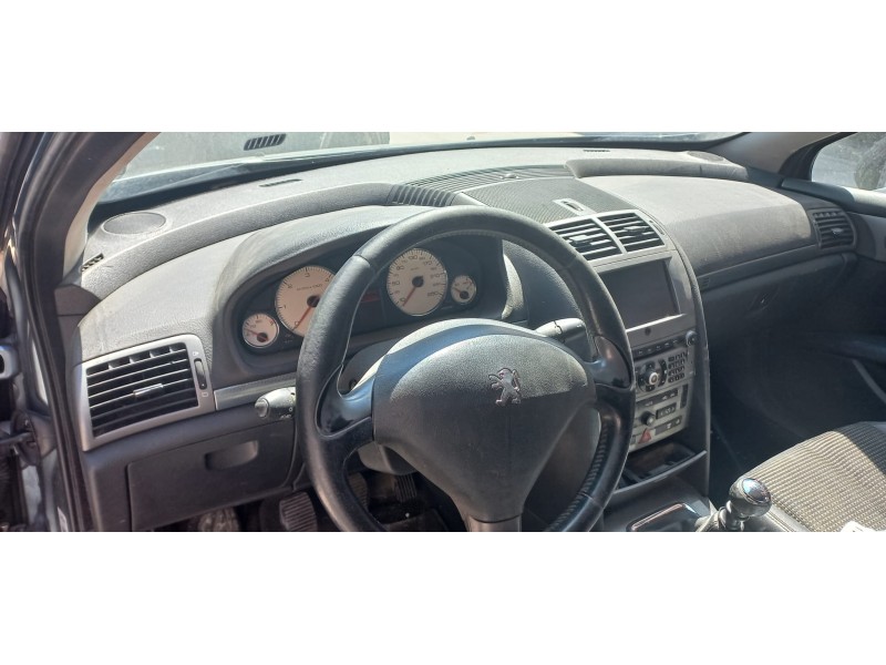 peugeot 407 sw del año 2004