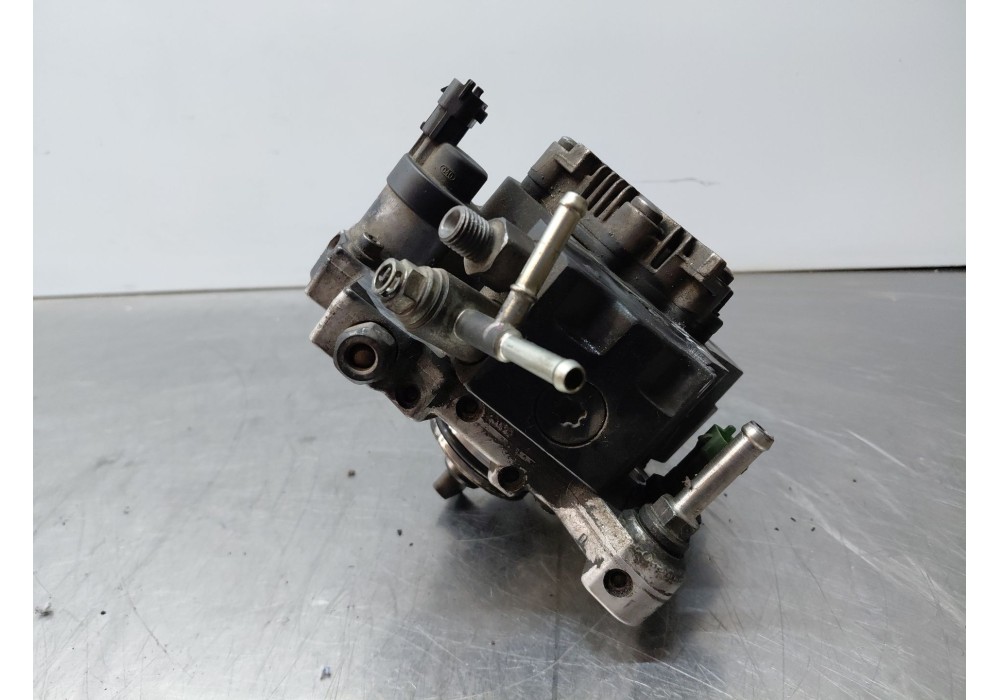 Recambio de bomba inyeccion para toyota corolla (_e12_) 1.4 d (nde120_) referencia OEM IAM 221000N020  