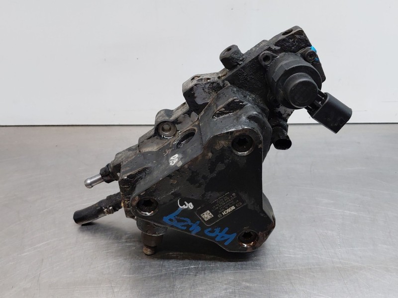 Recambio de bomba inyeccion para mercedes-benz vito caja cerrada 6.03  furgon referencia OEM IAM A6460700401  