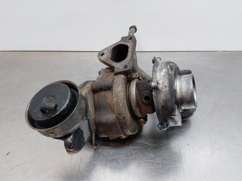 Recambio de turbocompresor para mercedes-benz vito caja cerrada 6.03  furgon referencia OEM IAM A6460960199  