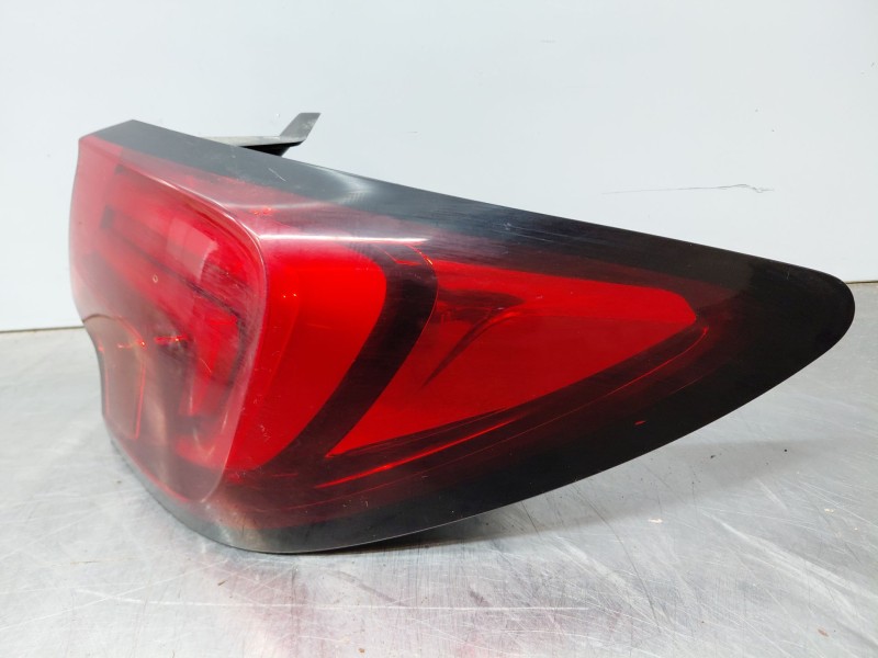 Recambio de piloto trasero derecho para opel astra k lim. 5türig dynamic referencia OEM IAM   