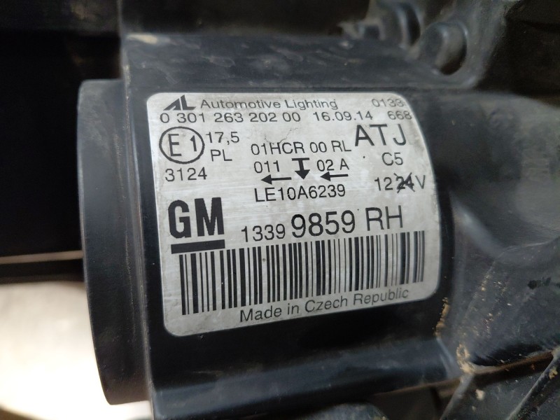 Recambio de faro derecho para opel zafira tourer selective referencia OEM IAM 39009022 13399859 
