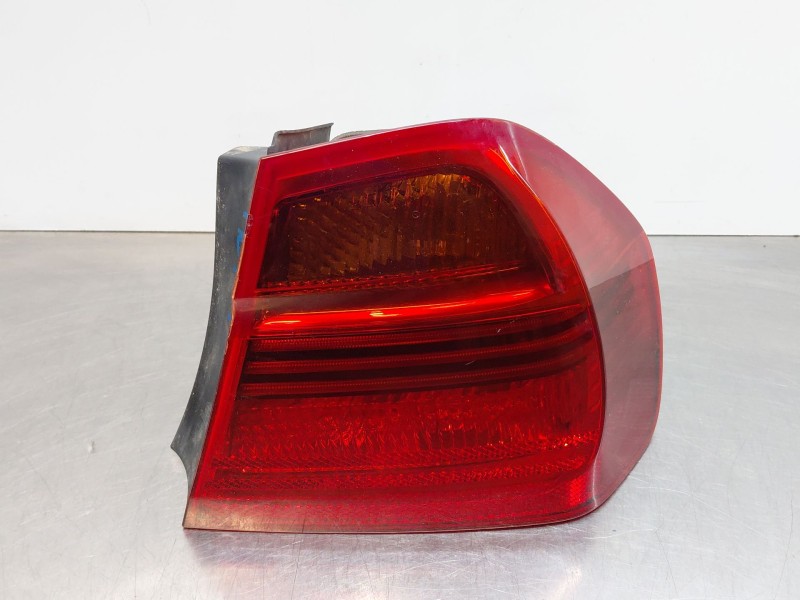 Recambio de piloto trasero derecho para bmw 3 (e90) 320 d referencia OEM IAM 63216937458  