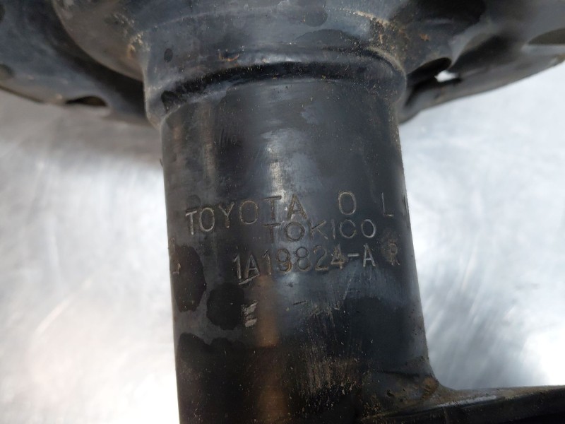 Recambio de amortiguador delantero derecho para lexus ux (za10) essence referencia OEM IAM 4851080A67  